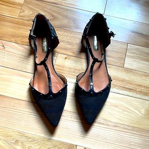 Black T-Strap Pointed Toe Flats (Size 9)